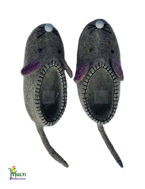S-106-Felt Shoes