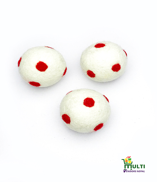 Red Spotted Felt Ball Cat Toy Set
